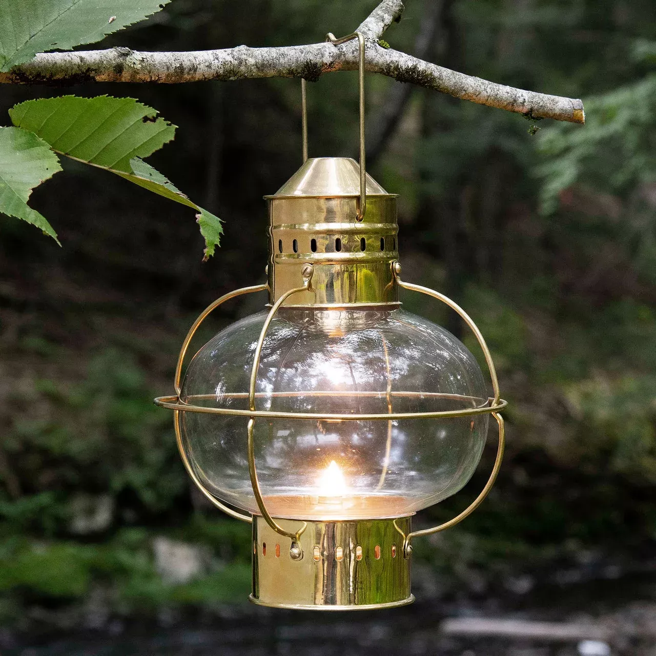 brass-onion-style-oil-lamp Brass “Onion”-Style Oil Lamp