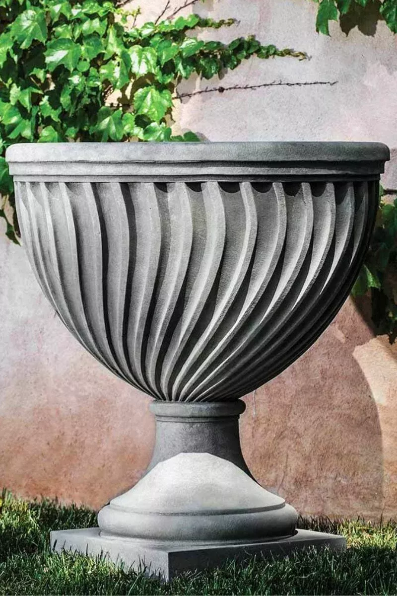 Campania Quadrille Urn AS